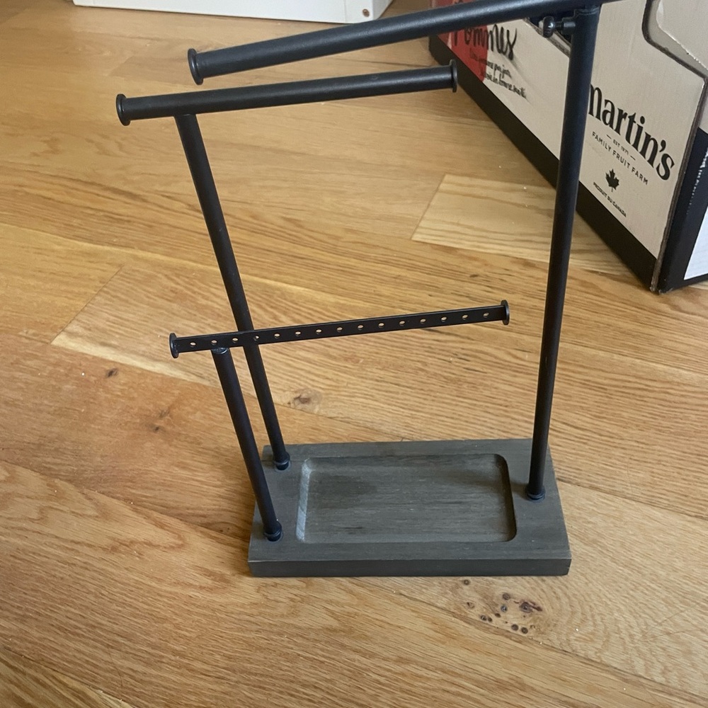 jewelry organizer